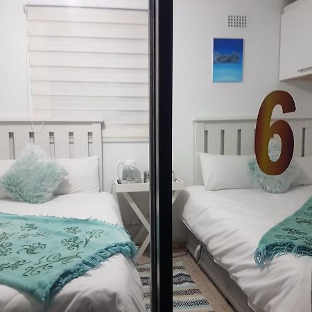 Aliwal Villa Guest Lodge Екстер'єр фото