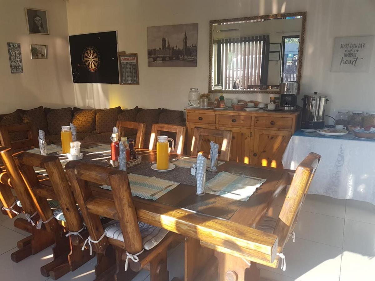 Aliwal Villa Guest Lodge Екстер'єр фото