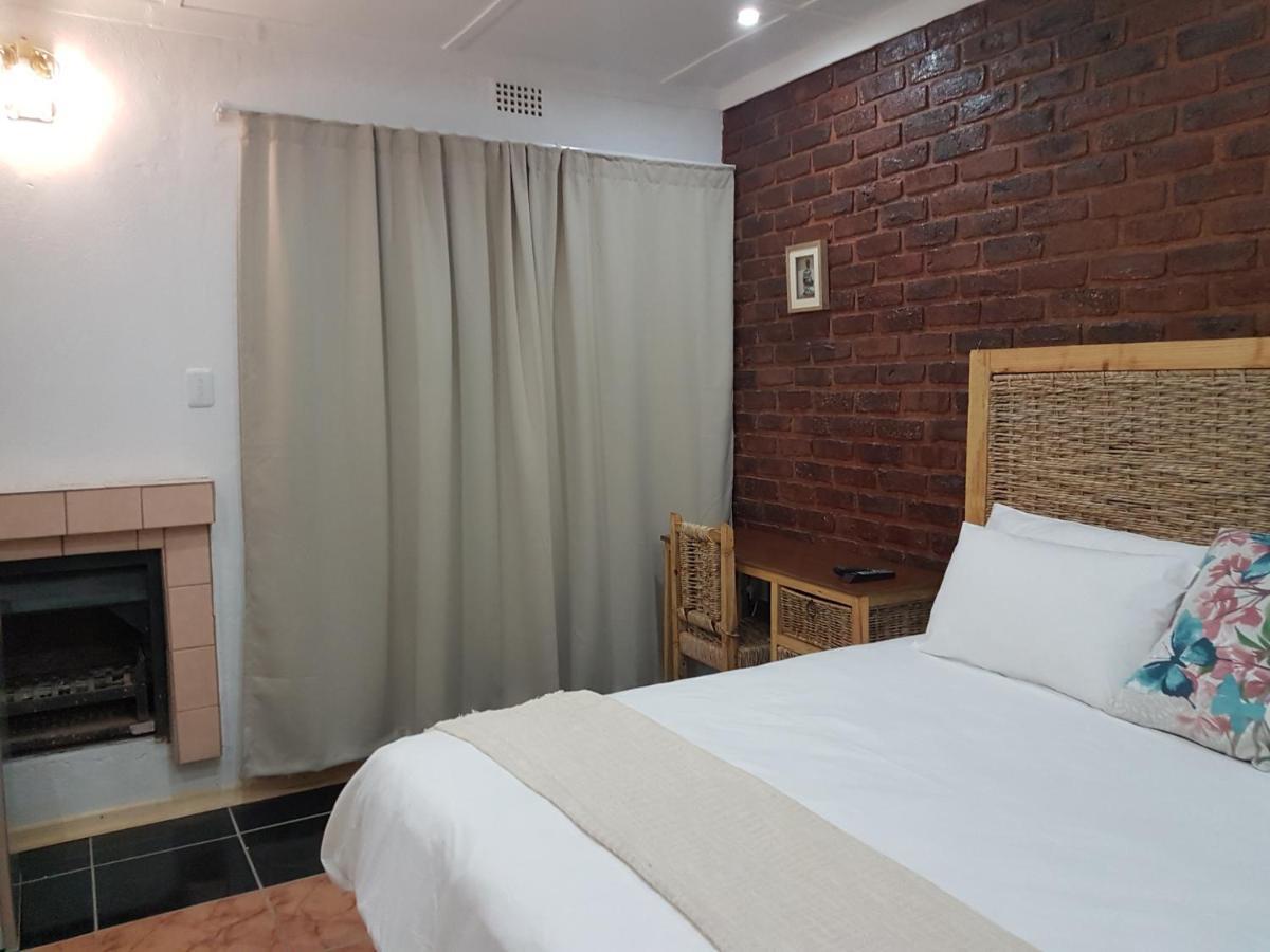 Aliwal Villa Guest Lodge Екстер'єр фото