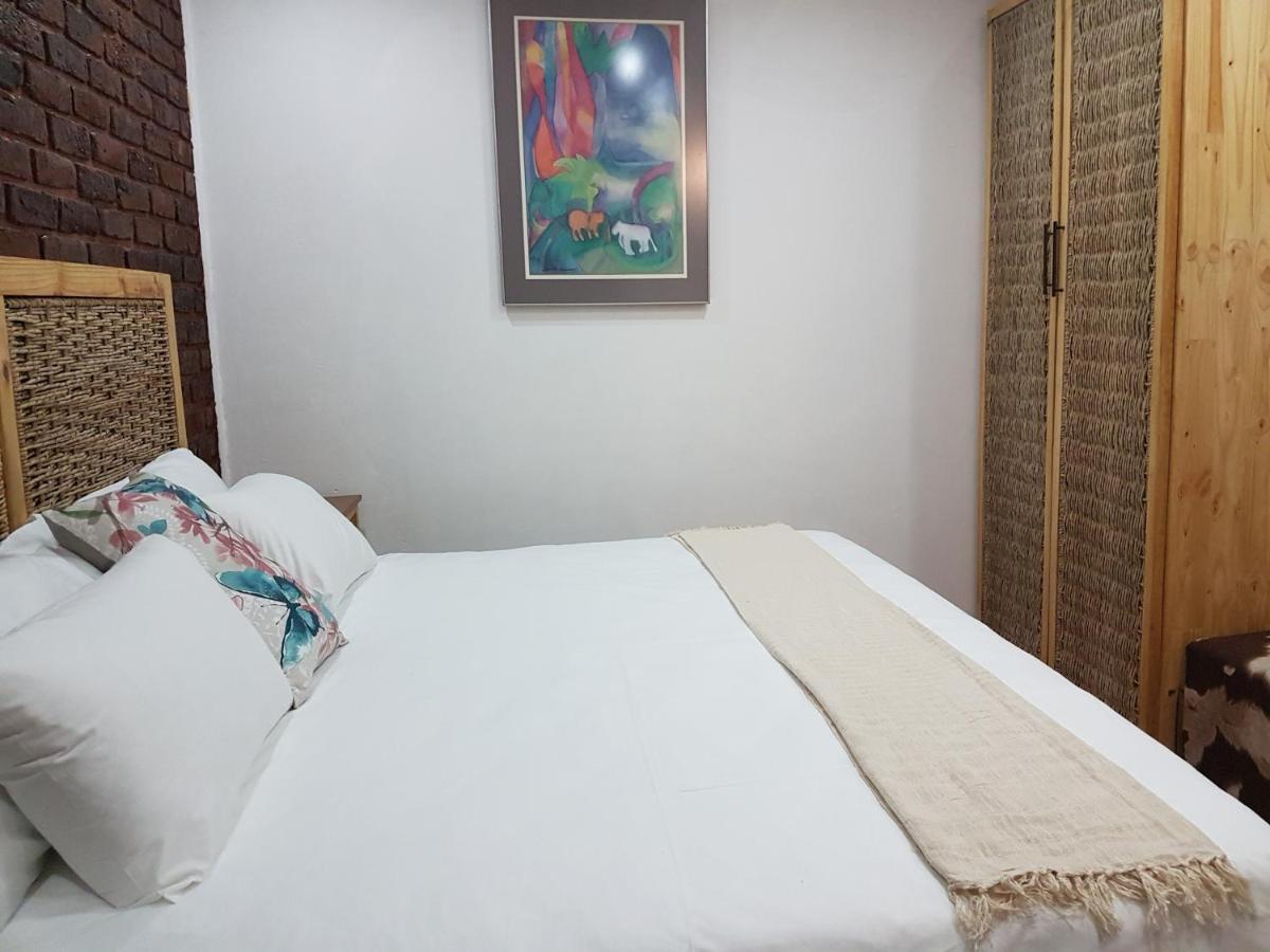 Aliwal Villa Guest Lodge Екстер'єр фото
